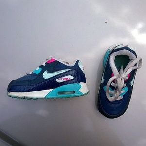 Nike air max toddler shoes